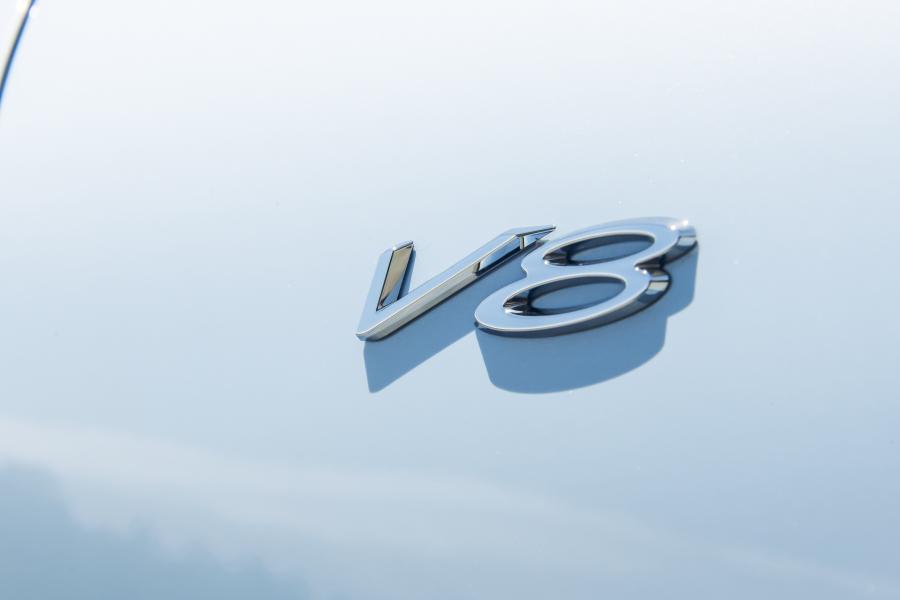 Логотип Bentley Continental GT V8 Convertible 2019 года  (NA) (фото 36 из 40)